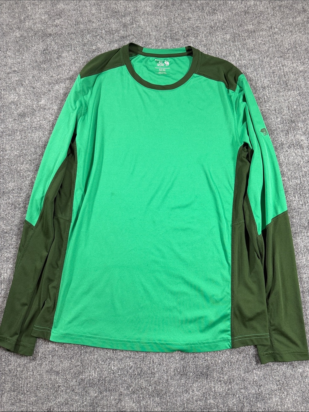 Mountain Hardwear Men's Dual-Green Long Sleeve Performance Tee